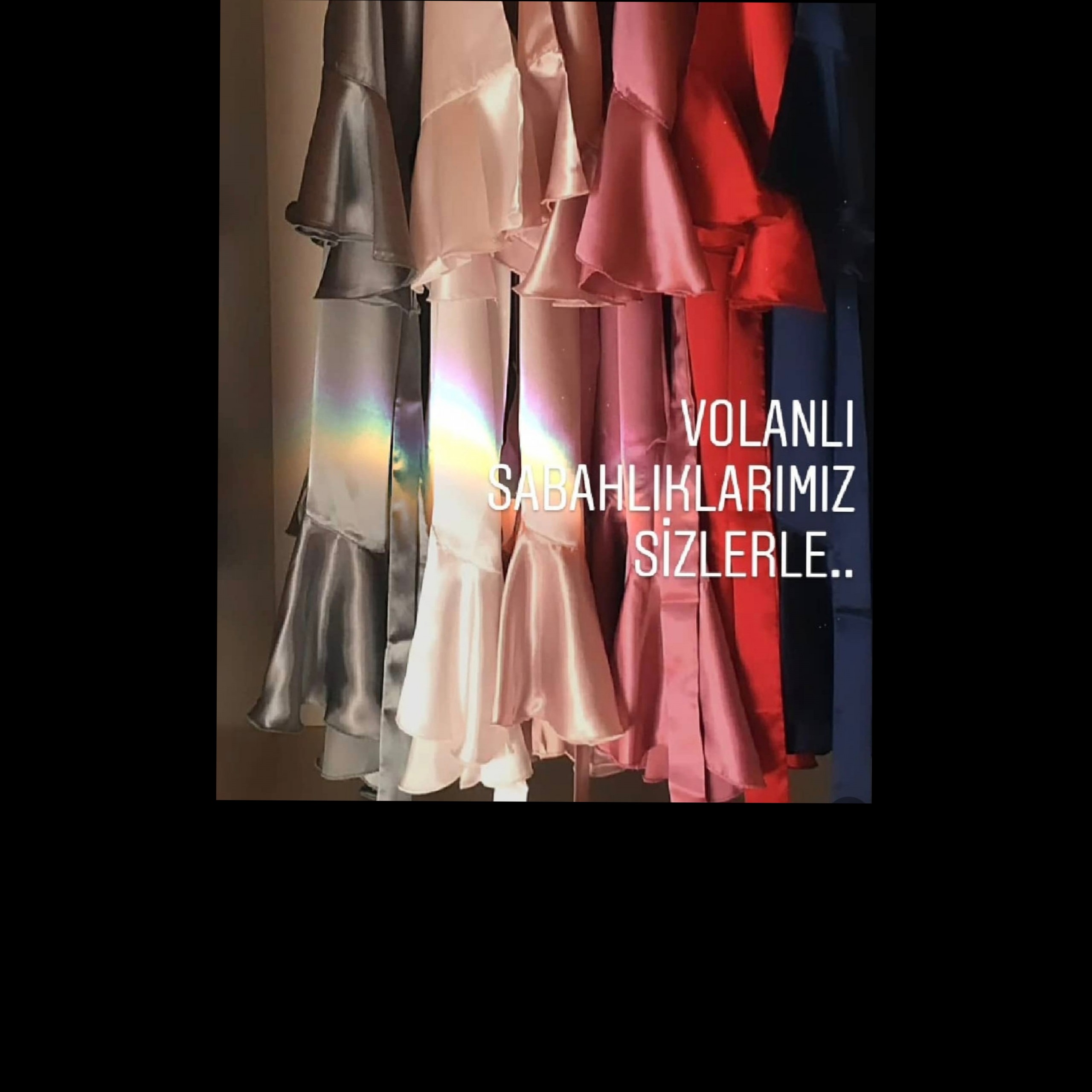 Kolu Tüylü Volanlı Sabahlık